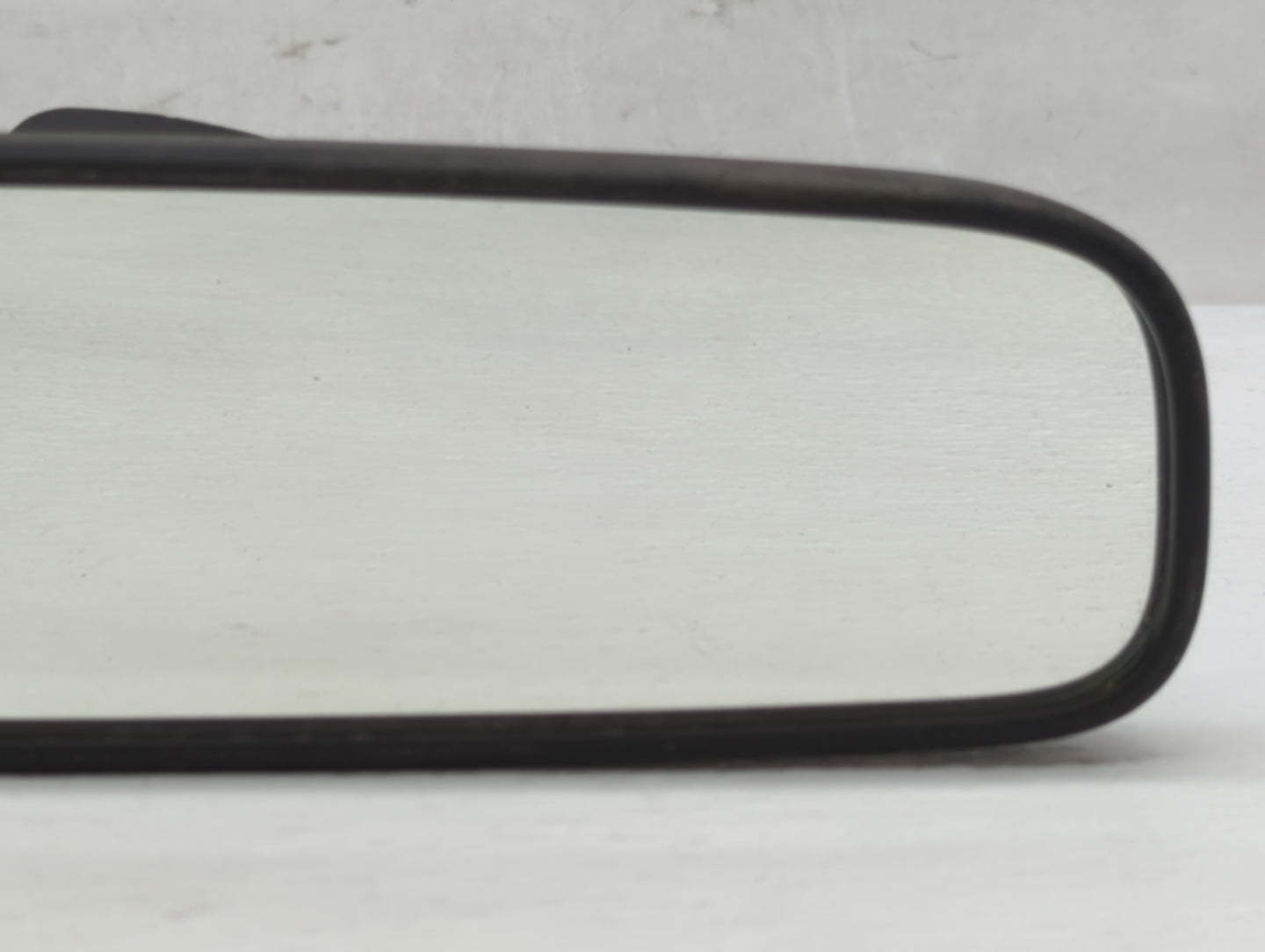 2005-2010 Honda Odyssey Interior Rear View Mirror Replacement OEM P/N:IE4012197 E4012197 Fits OEM Used Auto Parts - Oemuseda