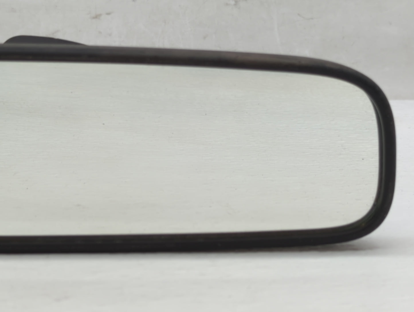 2005-2010 Honda Odyssey Interior Rear View Mirror Replacement OEM P/N:IE4012197 E4012197 Fits OEM Used Auto Parts - Oemuseda