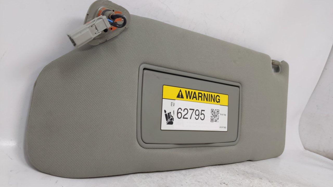 2005 Honda Odyssey Sun Visor Shade Replacement Driver Left Mirror Fits OEM Used Auto Parts - Oemusedautoparts1.com
