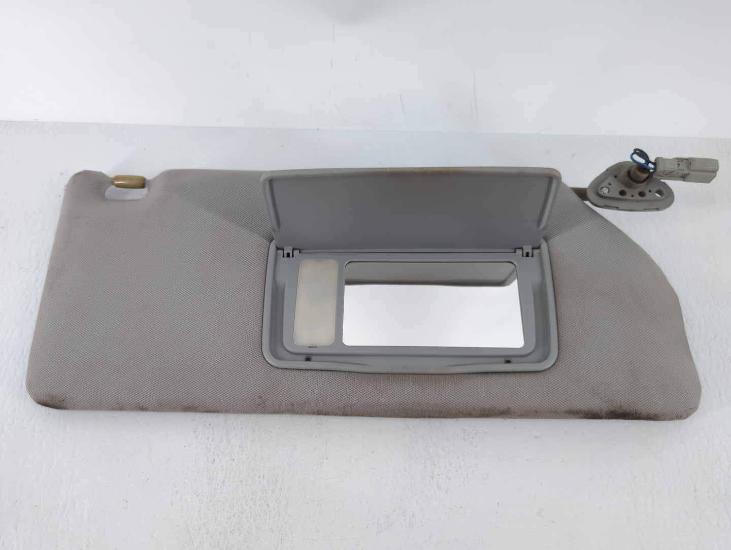 2005 Honda Odyssey Sun Visor Shade Replacement Passenger Right Mirror Fits OEM Used Auto Parts - Oemusedautoparts1.com