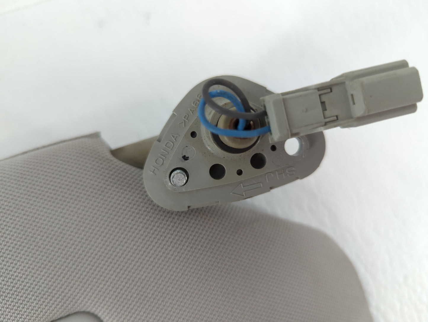 2005 Honda Odyssey Sun Visor Shade Replacement Passenger Right Mirror Fits OEM Used Auto Parts - Oemusedautoparts1.com