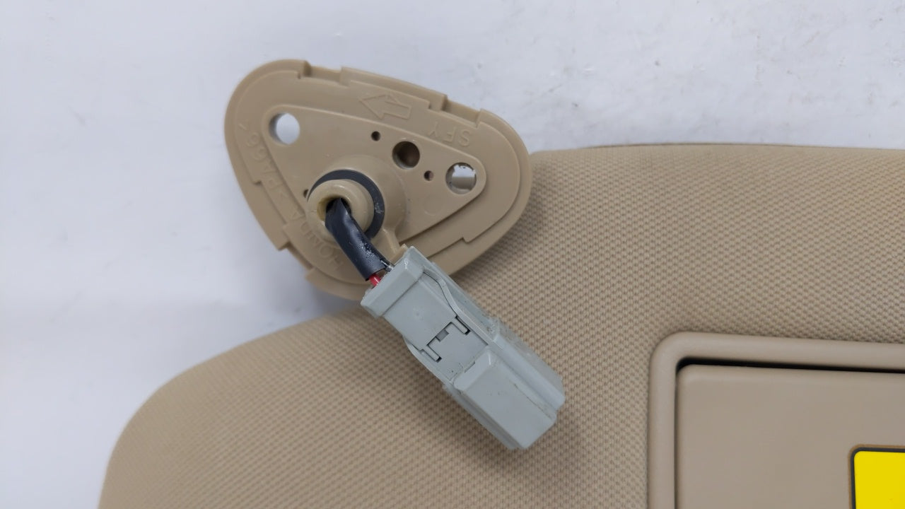 2005 Honda Odyssey Sun Visor Shade Replacement Driver Left Mirror Fits OEM Used Auto Parts - Oemusedautoparts1.com