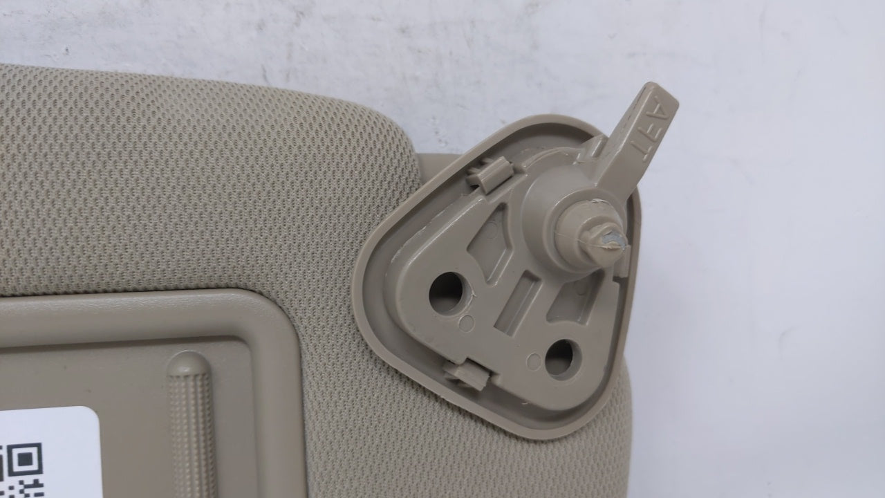 2005 Honda Odyssey Sun Visor Shade Replacement Passenger Right Mirror Fits OEM Used Auto Parts - Oemusedautoparts1.com