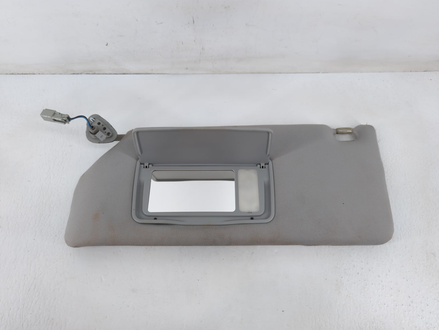 2005 Honda Odyssey Sun Visor Shade Replacement Driver Left Mirror Fits OEM Used Auto Parts - Oemusedautoparts1.com