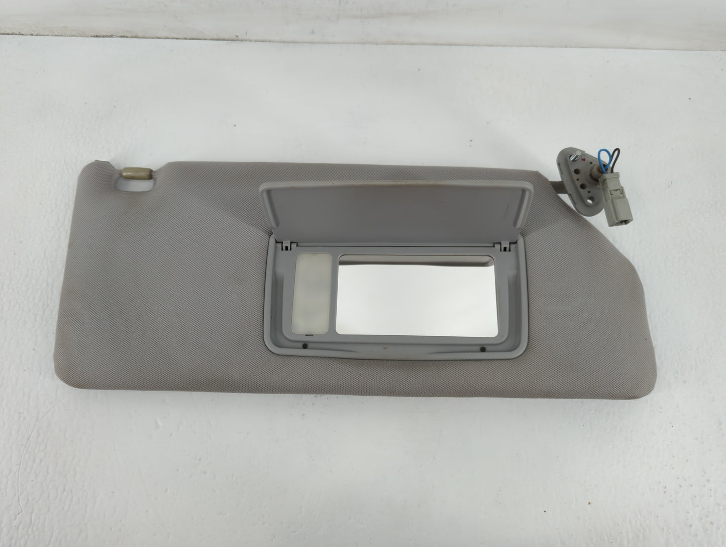 2005 Honda Odyssey Sun Visor Shade Replacement Passenger Right Mirror Fits OEM Used Auto Parts - Oemusedautoparts1.com