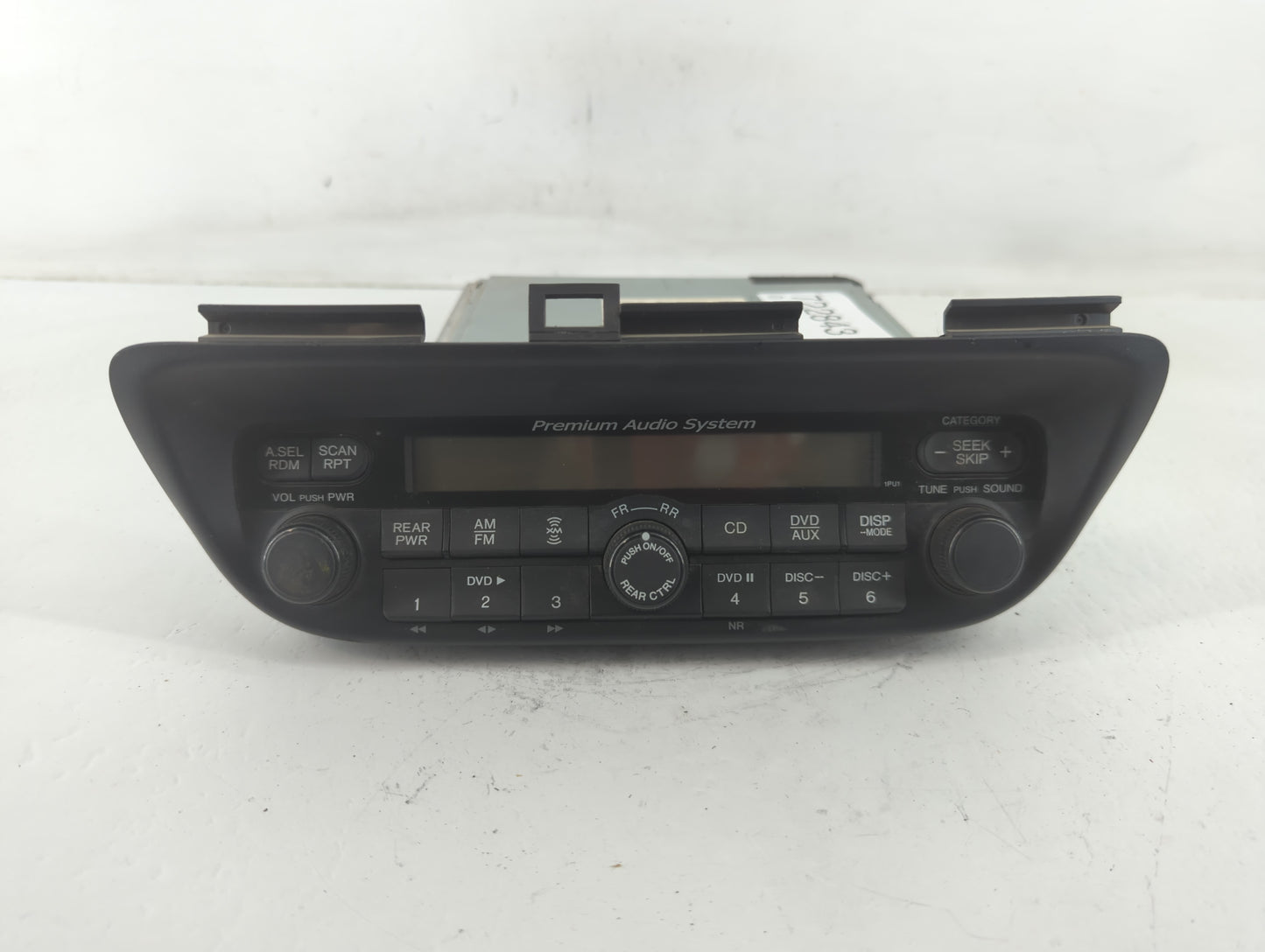2005-2010 Honda Odyssey Radio AM FM Cd Player Receiver Replacement P/N:CR-LH8461Z 39100-SHJ-A900 Fits OEM Used Auto Parts - 