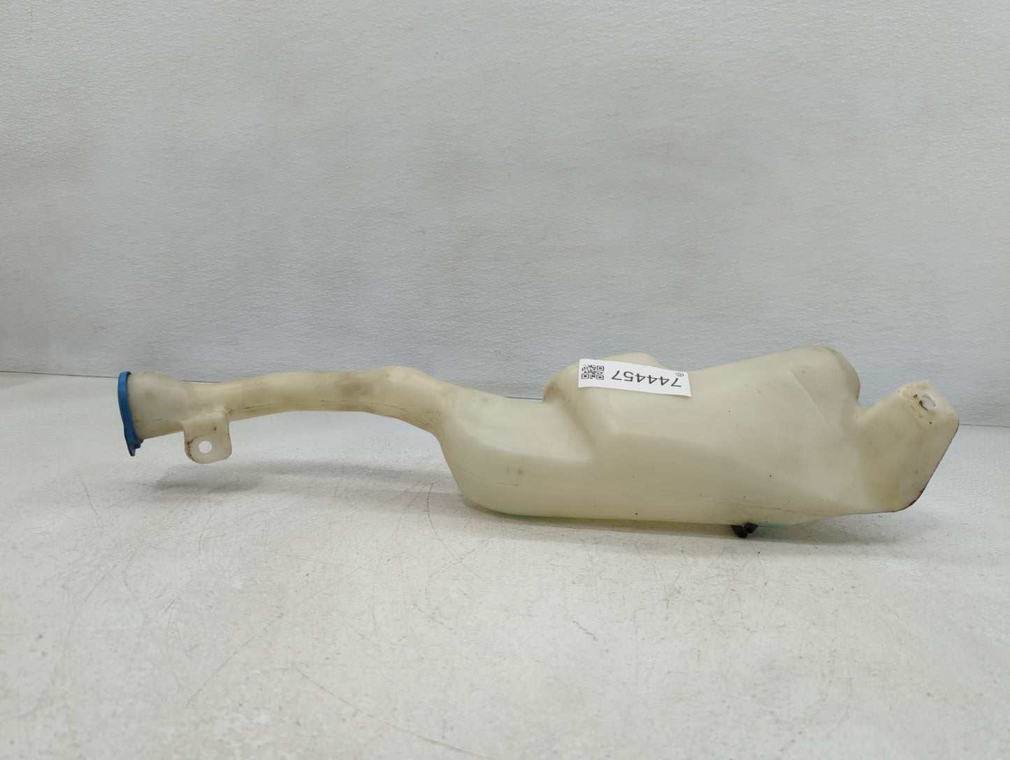 2005-2010 Honda Odyssey Windshield Washer Fluid Reservoir Bottle Oem - Oemusedautoparts1.com
