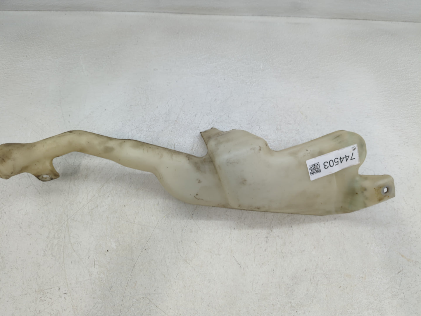 2005-2010 Honda Odyssey Windshield Washer Fluid Reservoir Bottle Oem - Oemusedautoparts1.com
