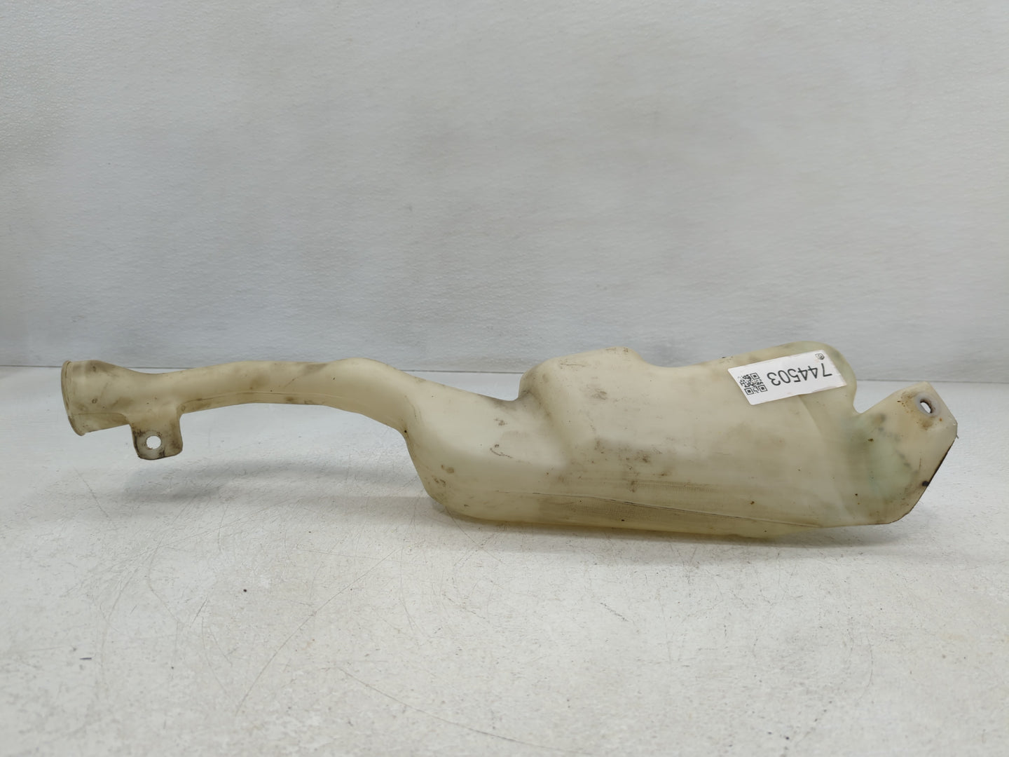 2005-2010 Honda Odyssey Windshield Washer Fluid Reservoir Bottle Oem - Oemusedautoparts1.com
