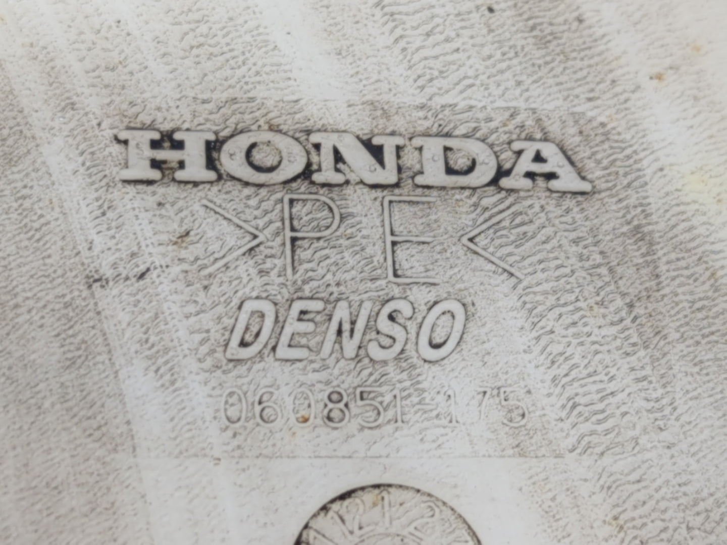 2005-2010 Honda Odyssey Windshield Washer Fluid Reservoir Bottle Oem - Oemusedautoparts1.com