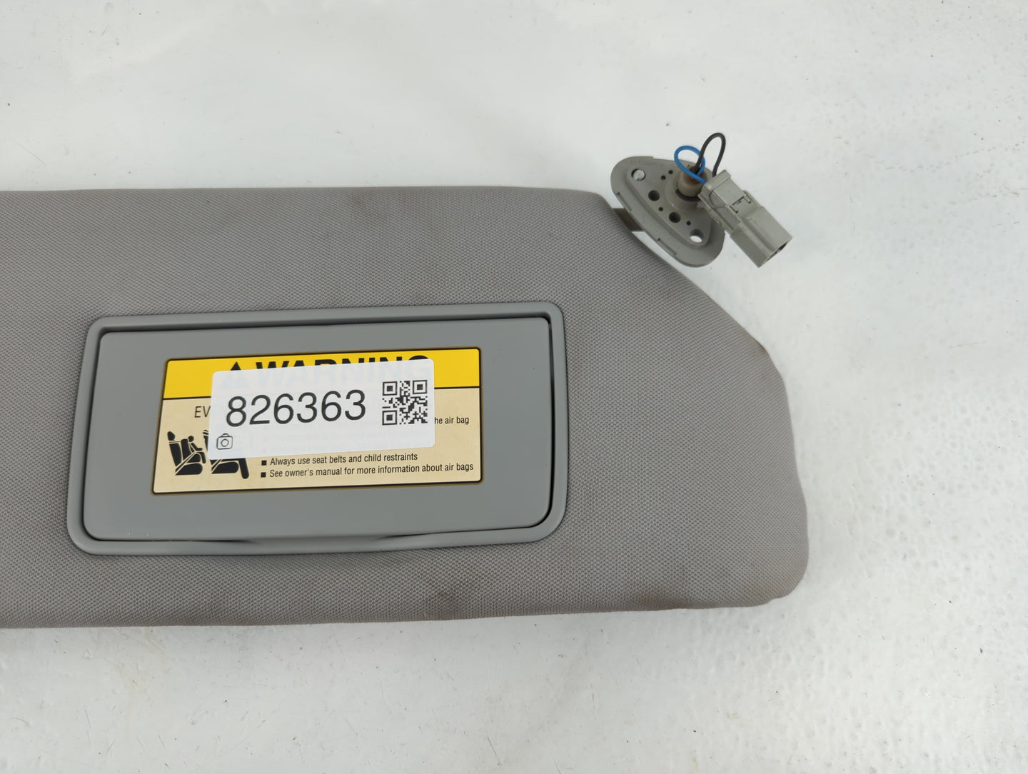 2005 Honda Odyssey Sun Visor Shade Replacement Passenger Right Mirror Fits OEM Used Auto Parts - Oemusedautoparts1.com