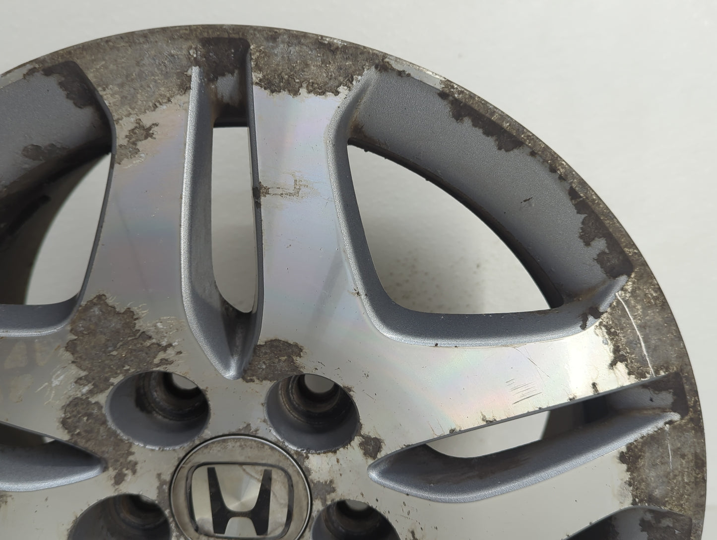 2005-2006 Honda Odyssey Oem Wheel Rim 897094 - Oemusedautoparts1.com