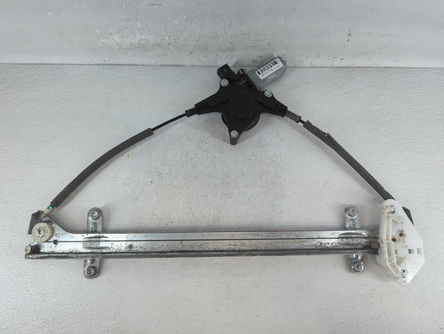2005-2010 Honda Odyssey Driver Left Front Window Regulator - Oemusedautoparts1.com