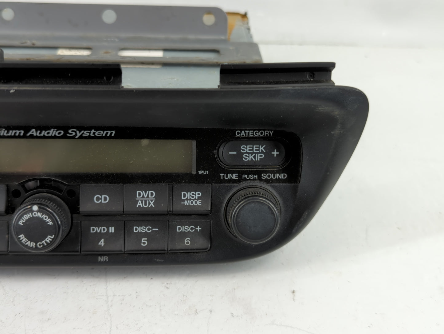 2005-2010 Honda Odyssey Radio AM FM Cd Player Receiver Replacement P/N:39100-SHJ-A900 Fits OEM Used Auto Parts - Oemusedauto
