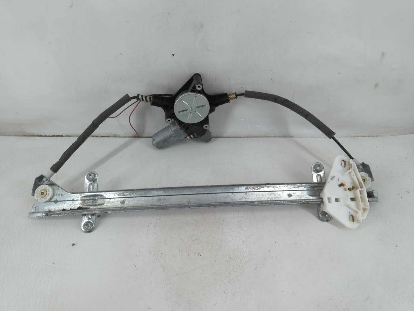 2005-2010 Honda Odyssey Window Regulator Passenger Front - Oemusedautoparts1.com