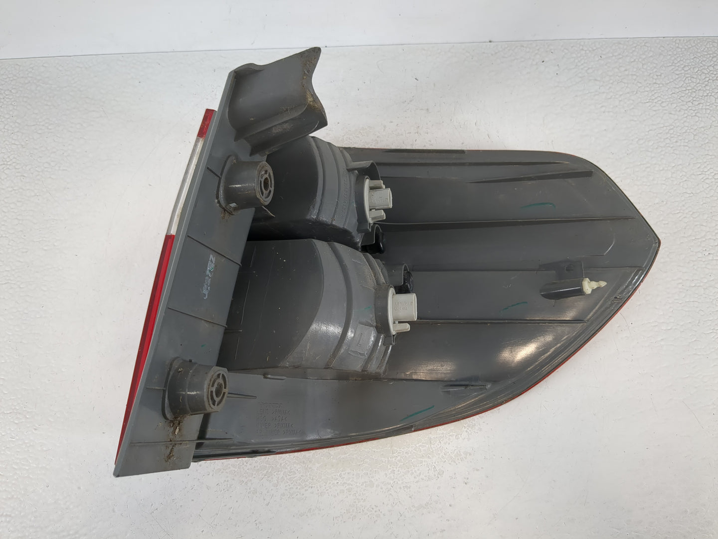 2005 Honda Odyssey Driver Left Side Tail Light Taillight Deck Lid Mounted - Oemusedautoparts1.com