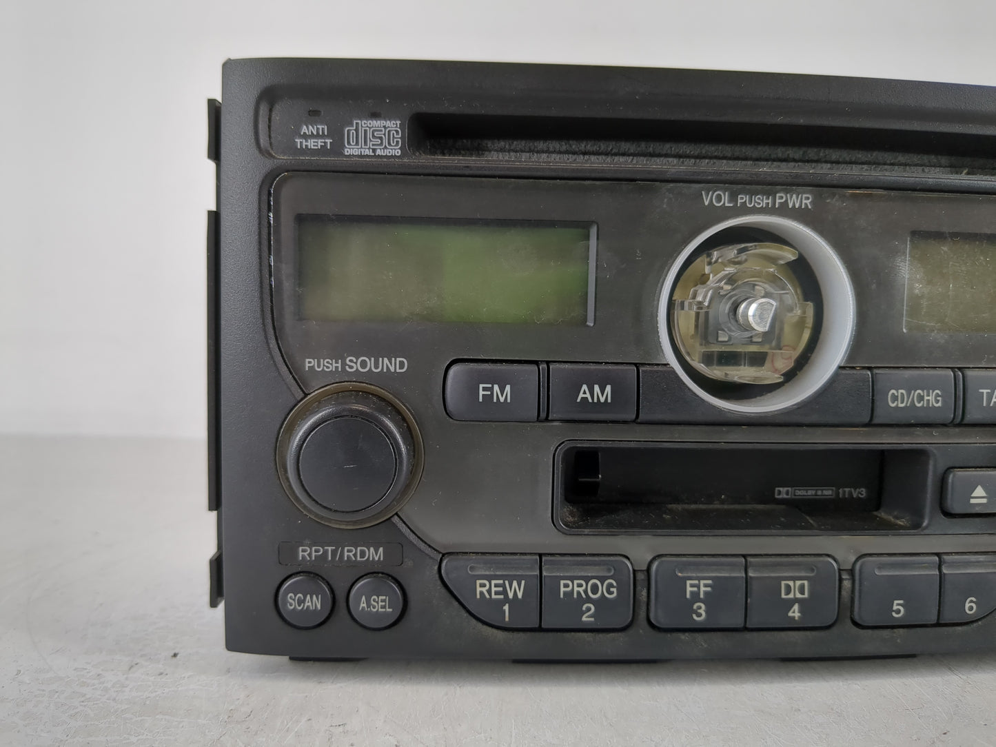 2003-2005 Honda Pilot Radio AM FM Cd Player Receiver Replacement P/N:39100-S9V-A120 Fits Fits 2003 2004 2005 OEM Used Auto P