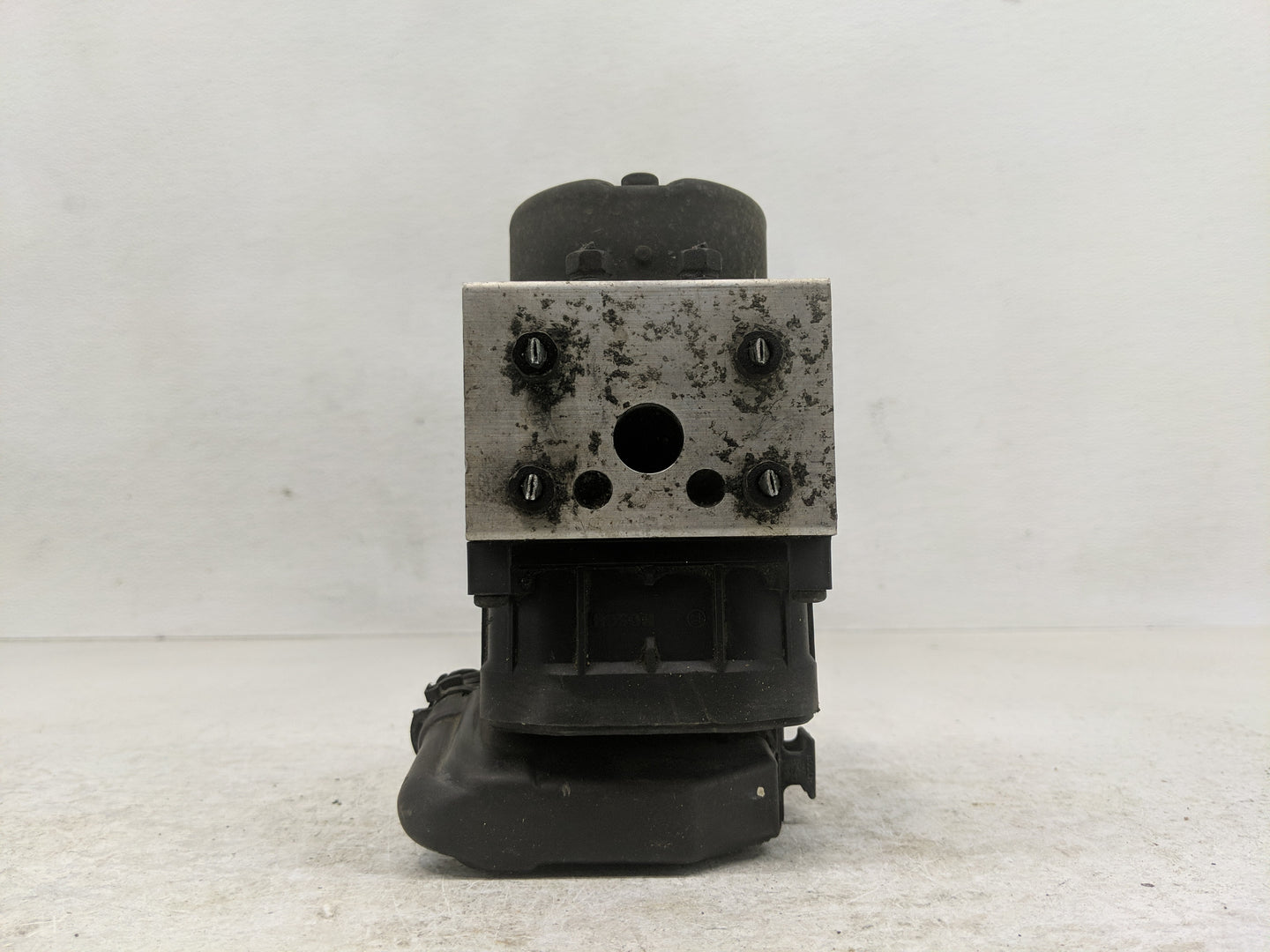 2003-2005 Honda Pilot ABS Pump Control Module Replacement Fits Fits 2003 2004 2005 OEM Used Auto Parts - Oemusedautoparts1.c