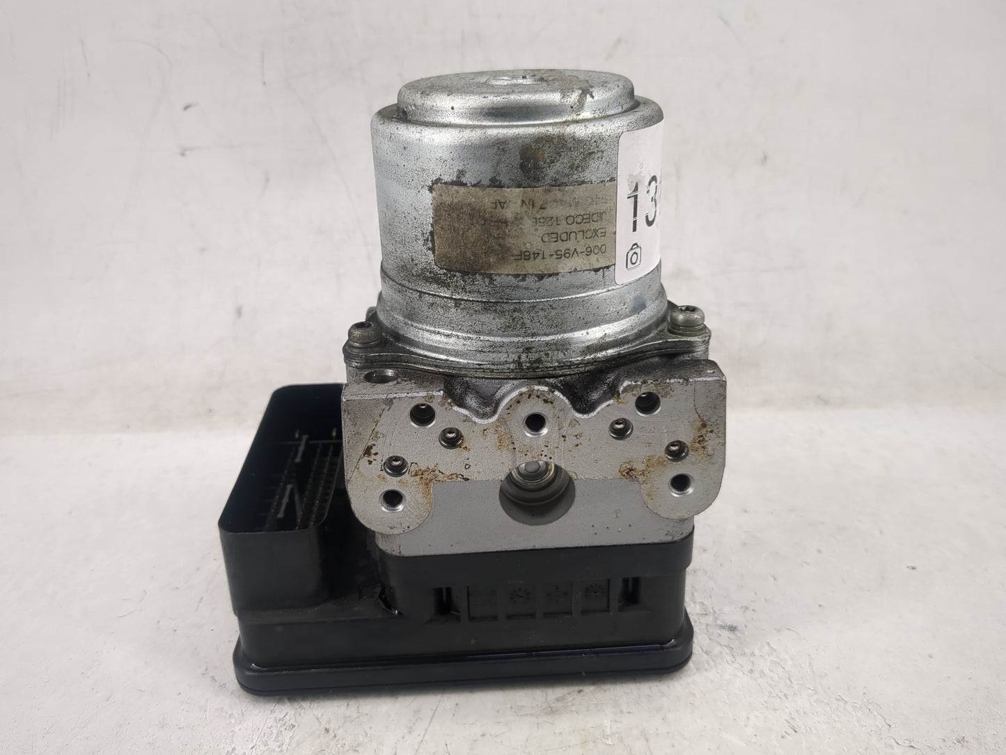 2005 Honda Pilot ABS Pump Control Module Replacement P/N:006-V95-148F Fits OEM Used Auto Parts - Oemusedautoparts1.com