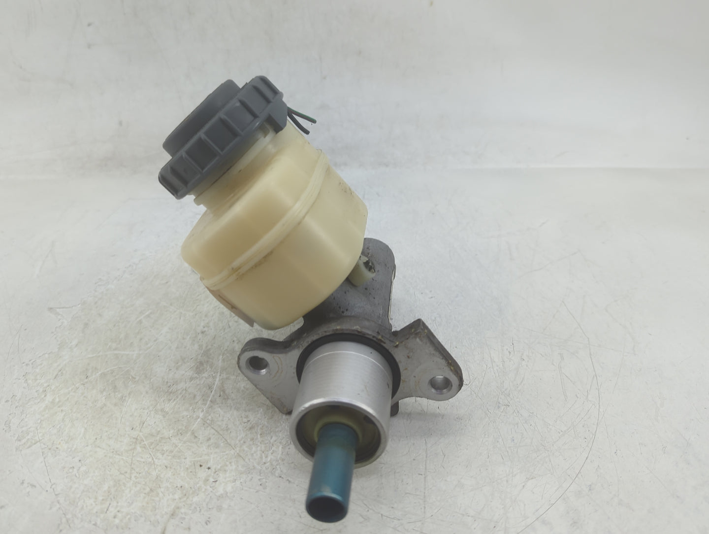 2003-2008 Honda Pilot Brake Master Cylinder - Oemusedautoparts1.com