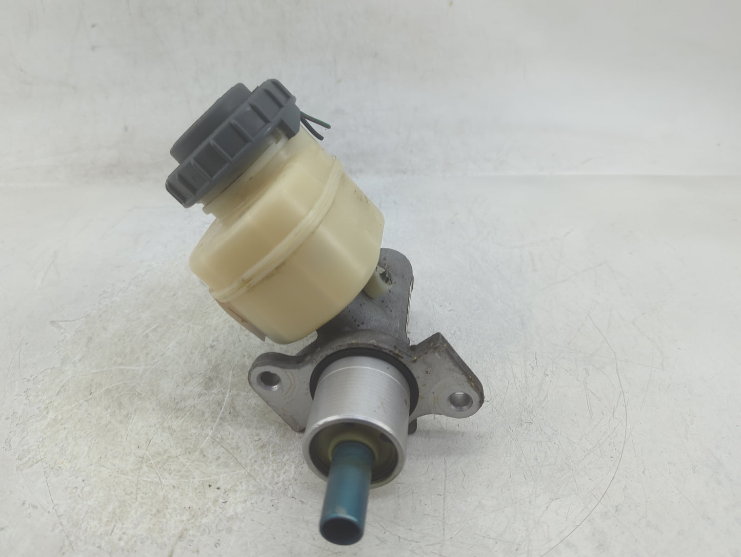 2003-2008 Honda Pilot Brake Master Cylinder - Oemusedautoparts1.com