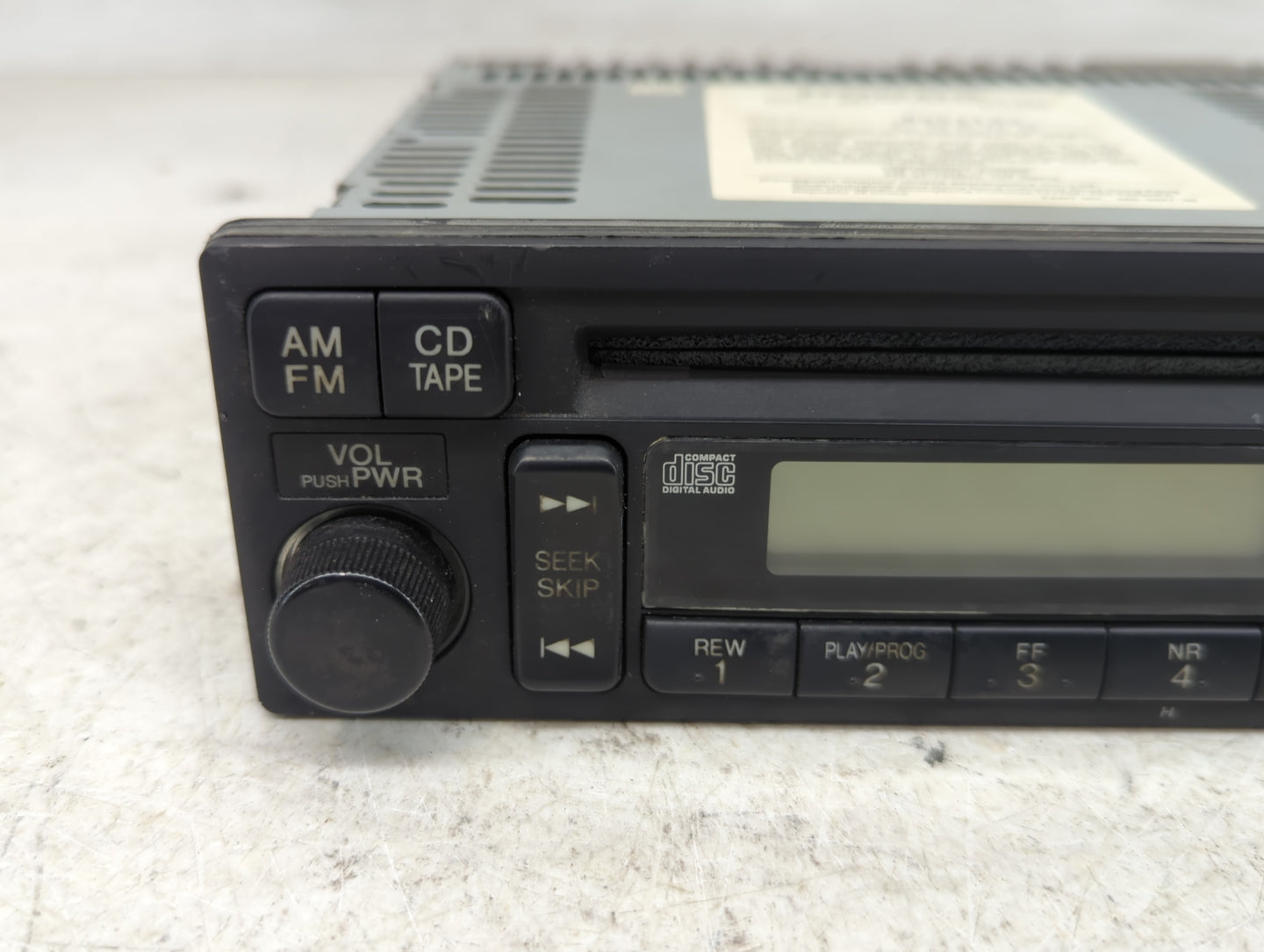 2003-2005 Honda Pilot Radio AM FM Cd Player Receiver Replacement P/N:39100-S9V-A010-M1 Fits Fits 2003 2004 2005 OEM Used Aut