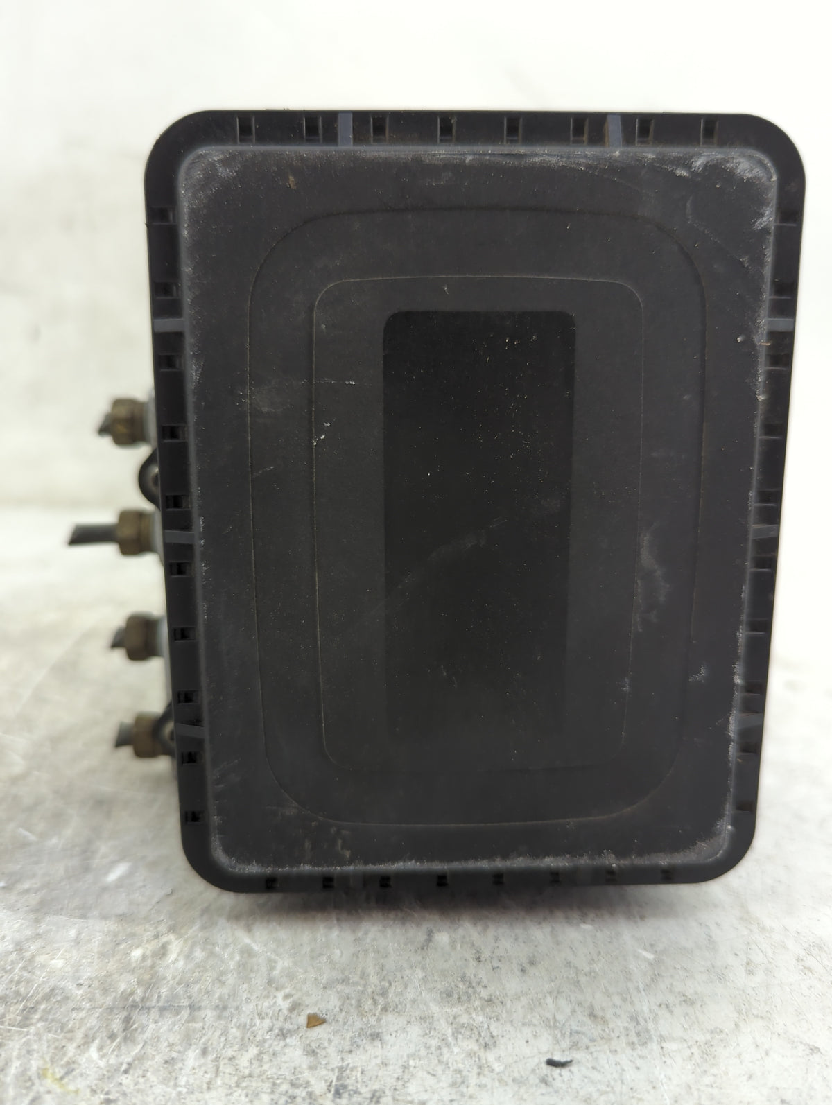 2005 Honda Pilot ABS Pump Control Module Replacement P/N:L05V73896 Fits OEM Used Auto Parts - Oemusedautoparts1.com
