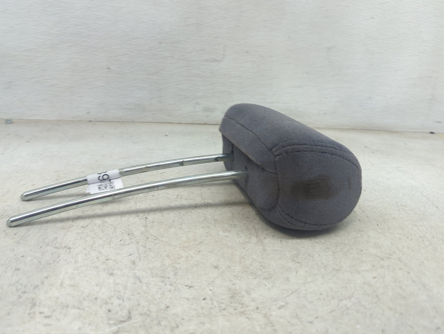 2005 Honda Pilot Headrest Head Rest Front Driver Passenger Seat Fits OEM Used Auto Parts - Oemusedautoparts1.com