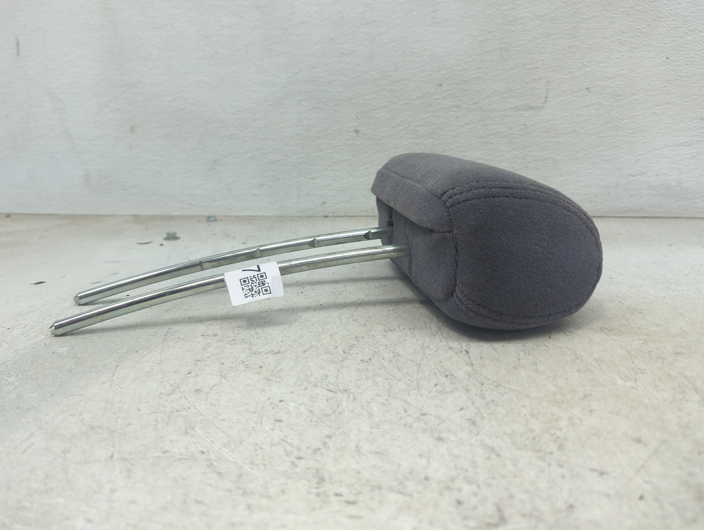 2005 Honda Pilot Headrest Head Rest Rear Seat Fits OEM Used Auto Parts - Oemusedautoparts1.com