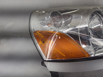 2003-2005 Honda Pilot Passenger Right Oem Head Light Headlight Lamp 1518335