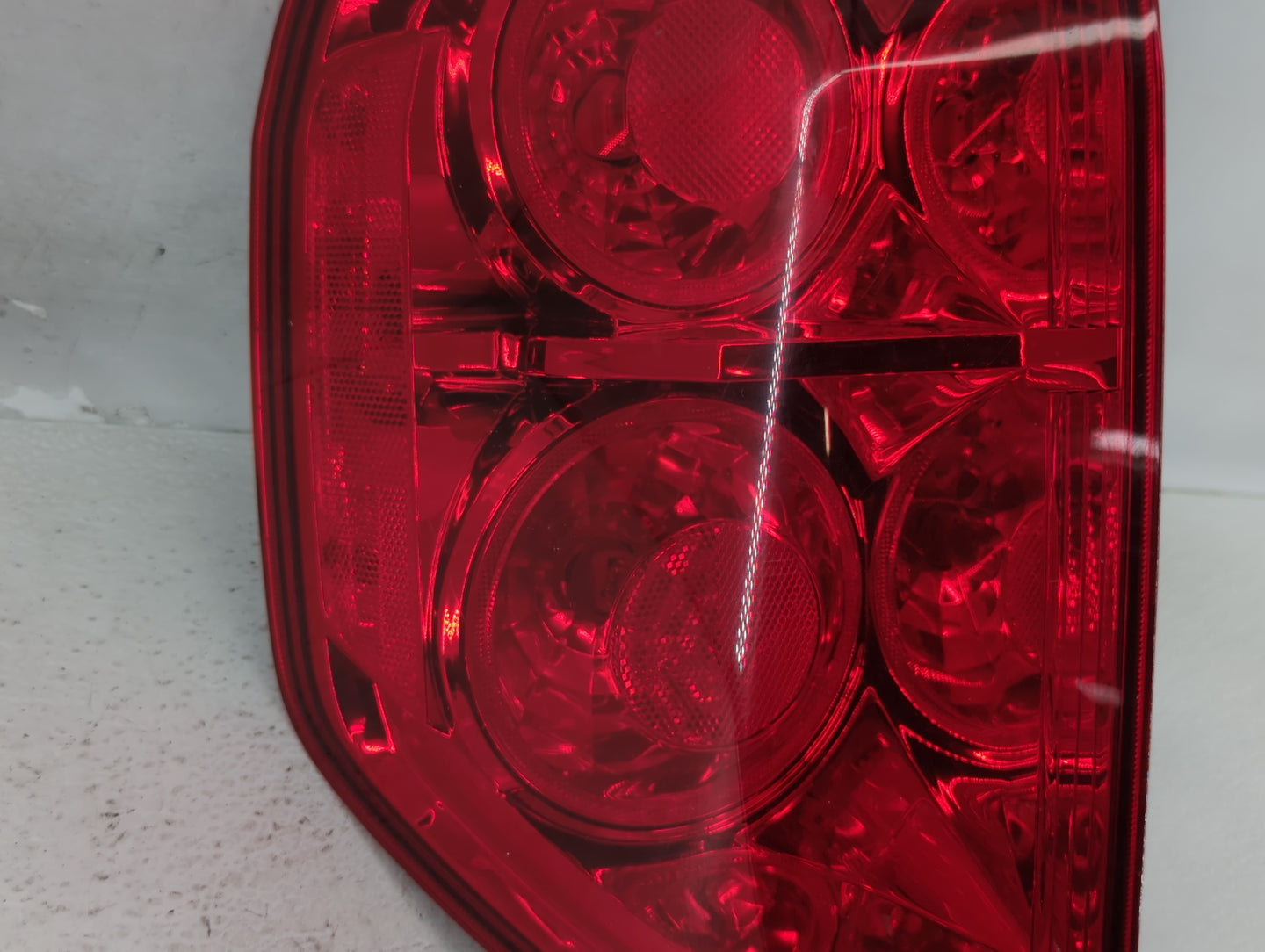 2003-2005 Honda Pilot Tail Light Assembly Passenger Right OEM Fits Fits 2003 2004 2005 OEM Used Auto Parts - Oemusedautopart