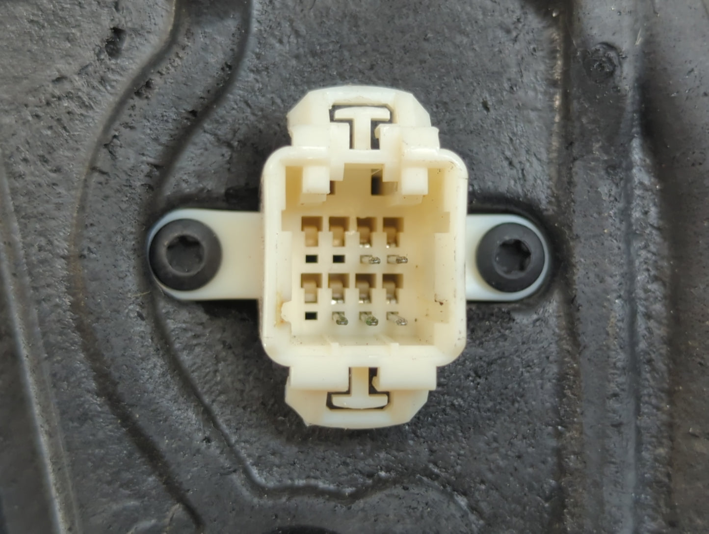 2003-2008 Honda Pilot Driver Left Side View Manual Door Mirror Black - Oemusedautoparts1.com