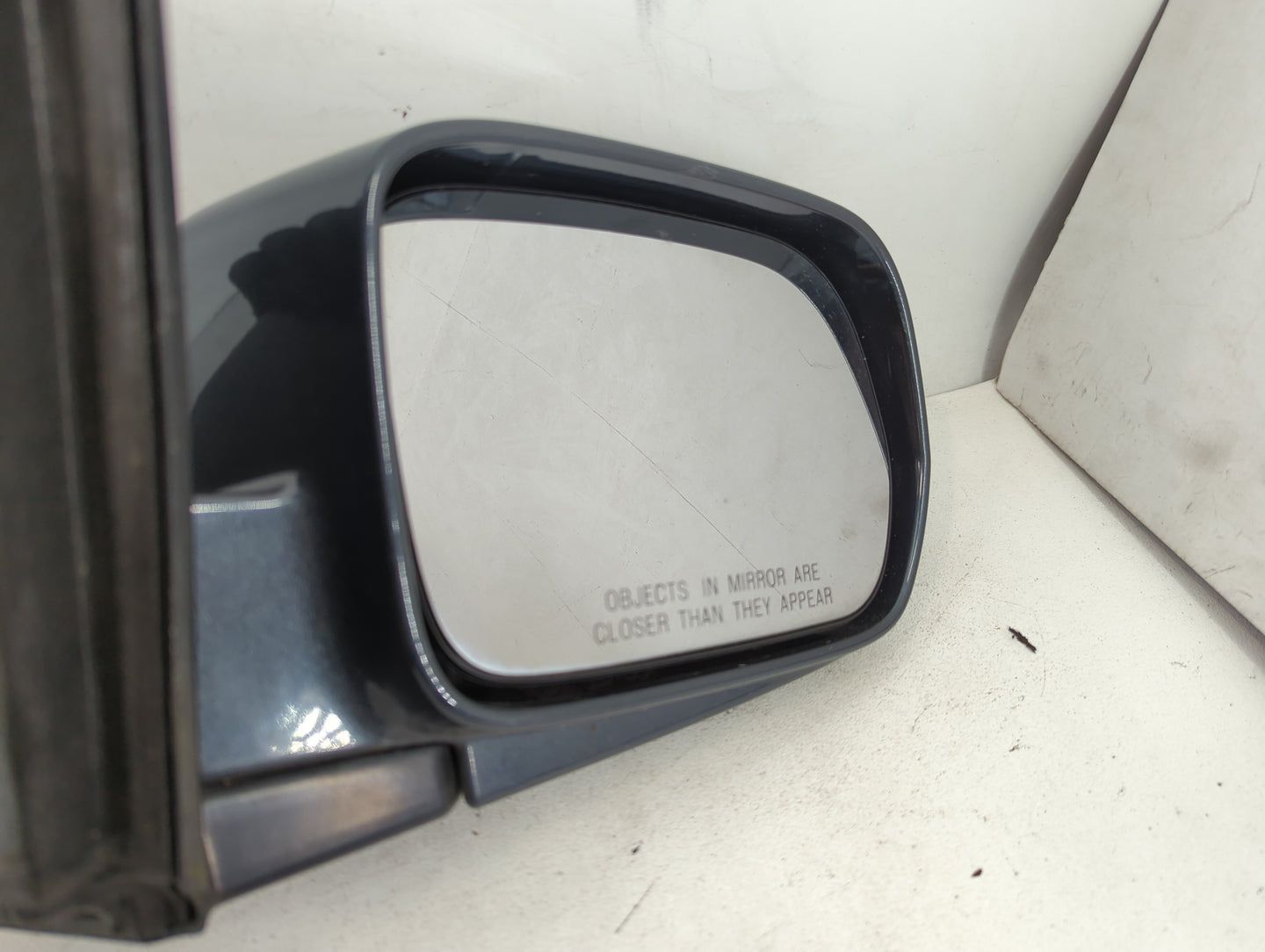 2003-2008 Honda Pilot Passenger Right Side View Manual Door Mirror - Oemusedautoparts1.com
