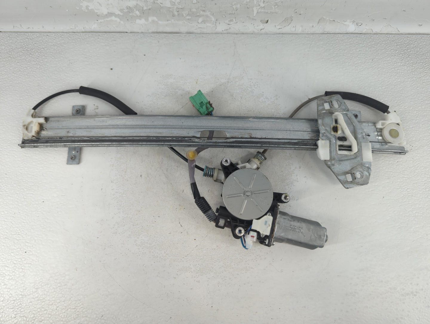 2003-2008 Honda Pilot Driver Left Front Window Regulator - Oemusedautoparts1.com
