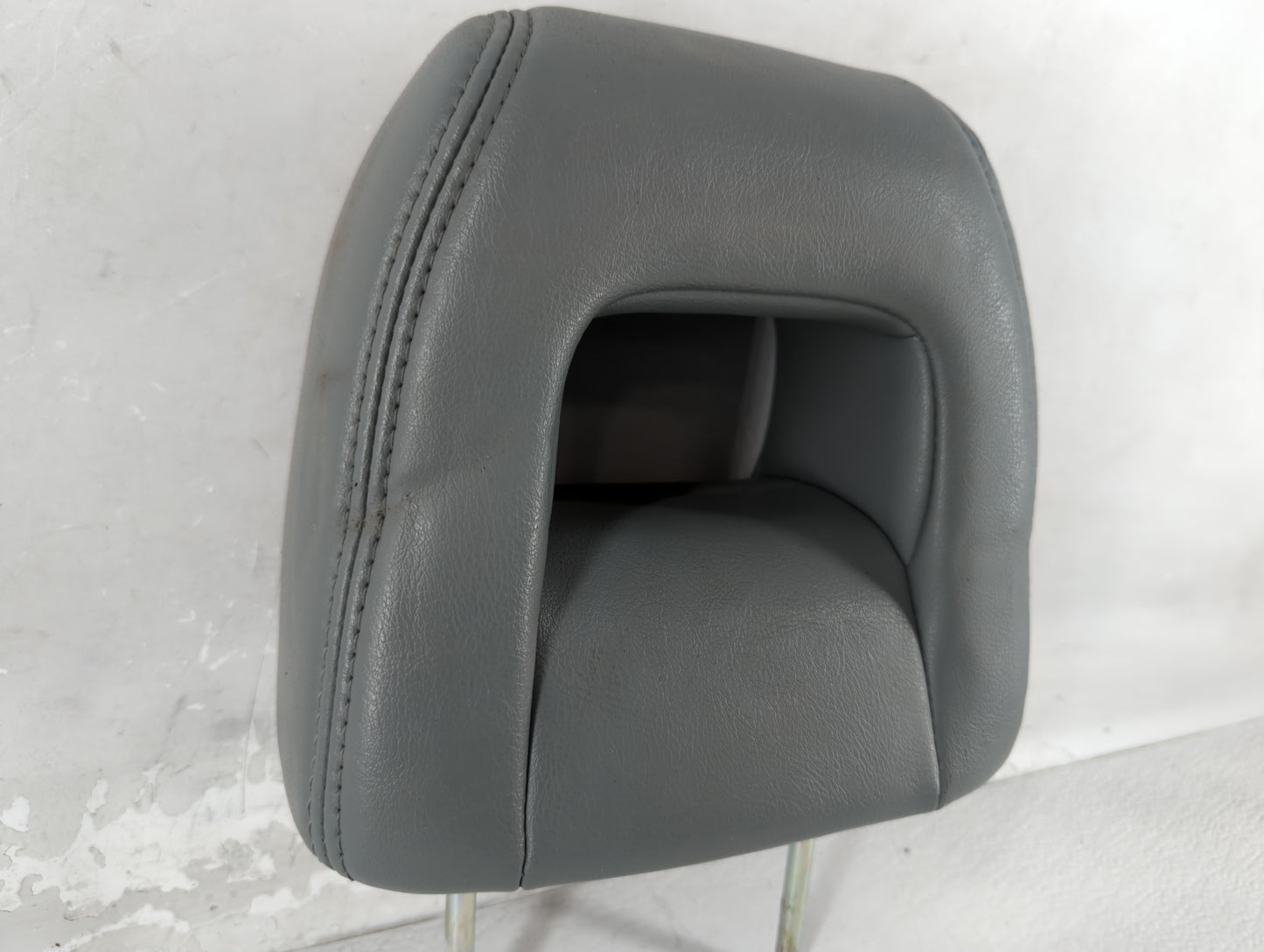 2005 Honda Pilot Headrest Head Rest Front Driver Passenger Seat Fits OEM Used Auto Parts - Oemusedautoparts1.com