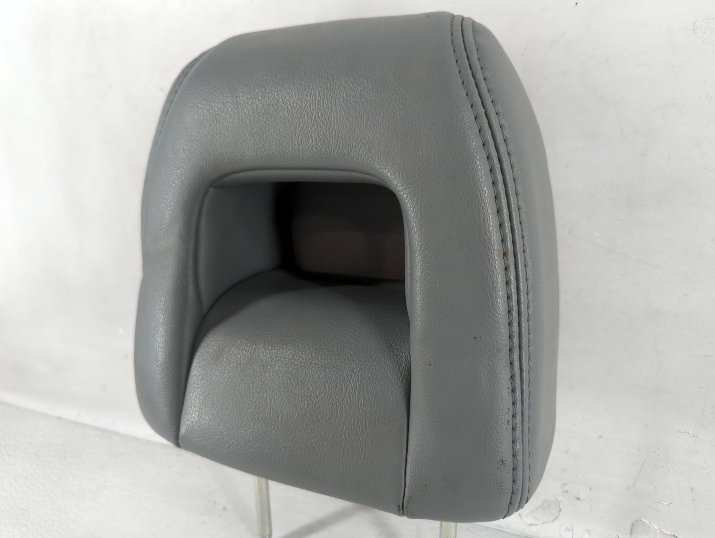 2005 Honda Pilot Headrest Head Rest Front Driver Passenger Seat Fits OEM Used Auto Parts - Oemusedautoparts1.com