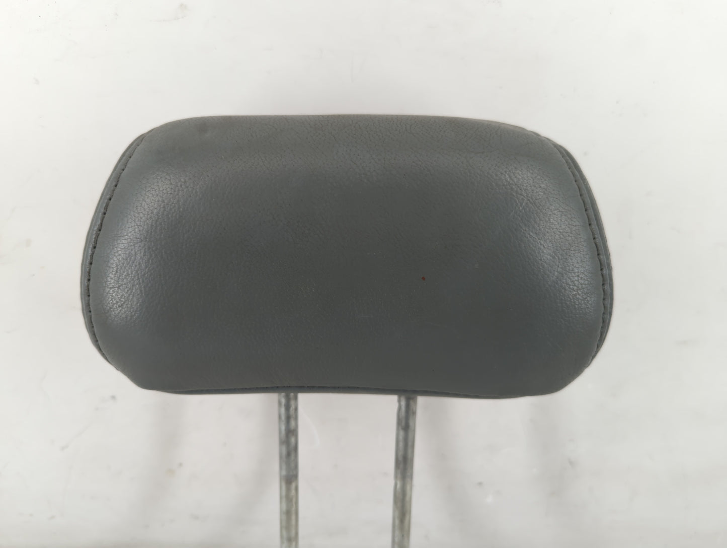 2005 Honda Pilot Headrest Head Rest Rear Center Seat Fits OEM Used Auto Parts - Oemusedautoparts1.com