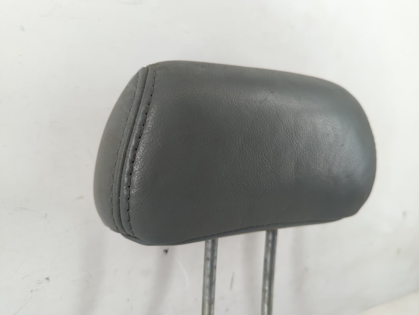 2005 Honda Pilot Headrest Head Rest Rear Center Seat Fits OEM Used Auto Parts - Oemusedautoparts1.com
