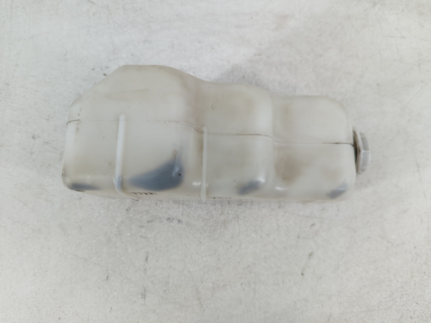 2003-2005 Honda Pilot Radiator Coolant Overflow Expansion Tank Bottle 834809 - Oemusedautoparts1.com