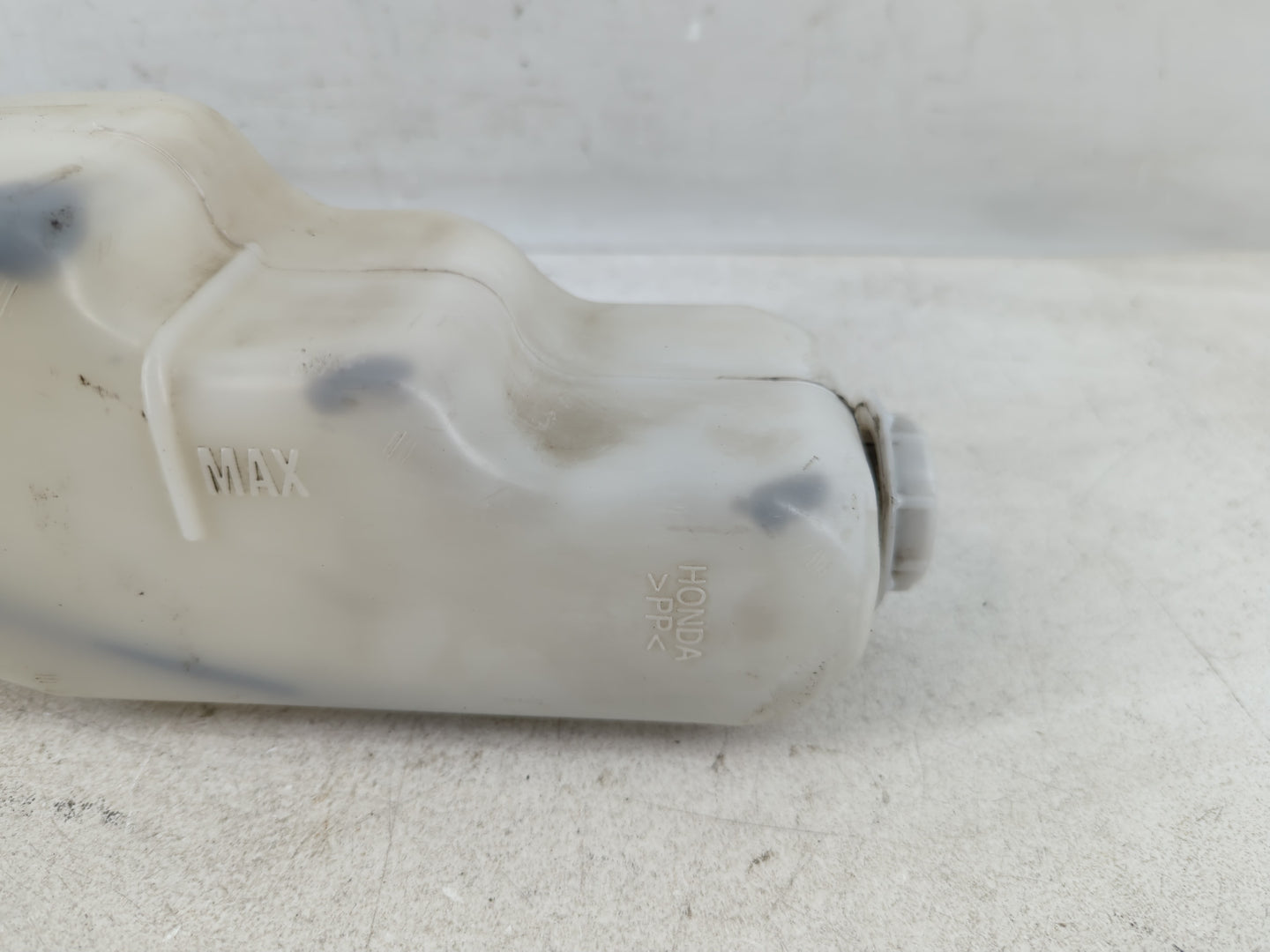 2003-2005 Honda Pilot Radiator Coolant Overflow Expansion Tank Bottle - Oemusedautoparts1.com