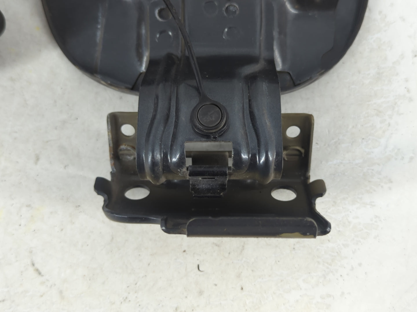 2005 Honda Pilot Fuel Tank Door Lid Gas Tank - Oemusedautoparts1.com