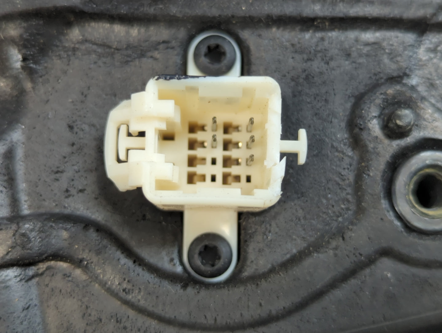 2003-2008 Honda Pilot Driver Left Side View Manual Door Mirror Grey - Oemusedautoparts1.com