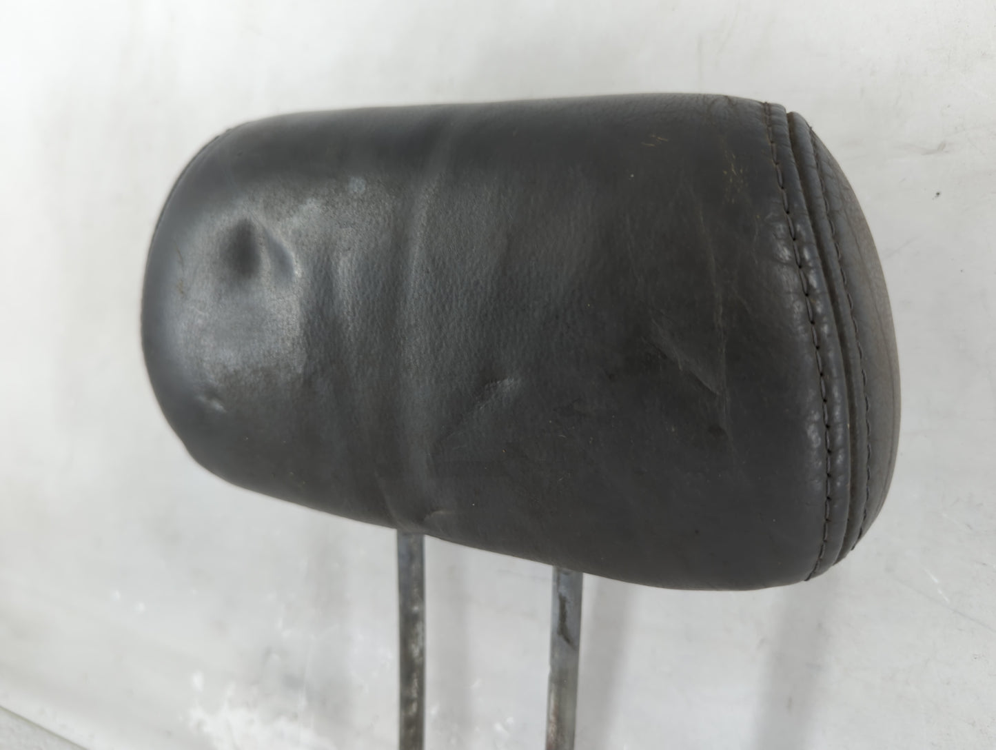 2005 Honda Pilot Headrest Head Rest Rear Seat Fits OEM Used Auto Parts - Oemusedautoparts1.com