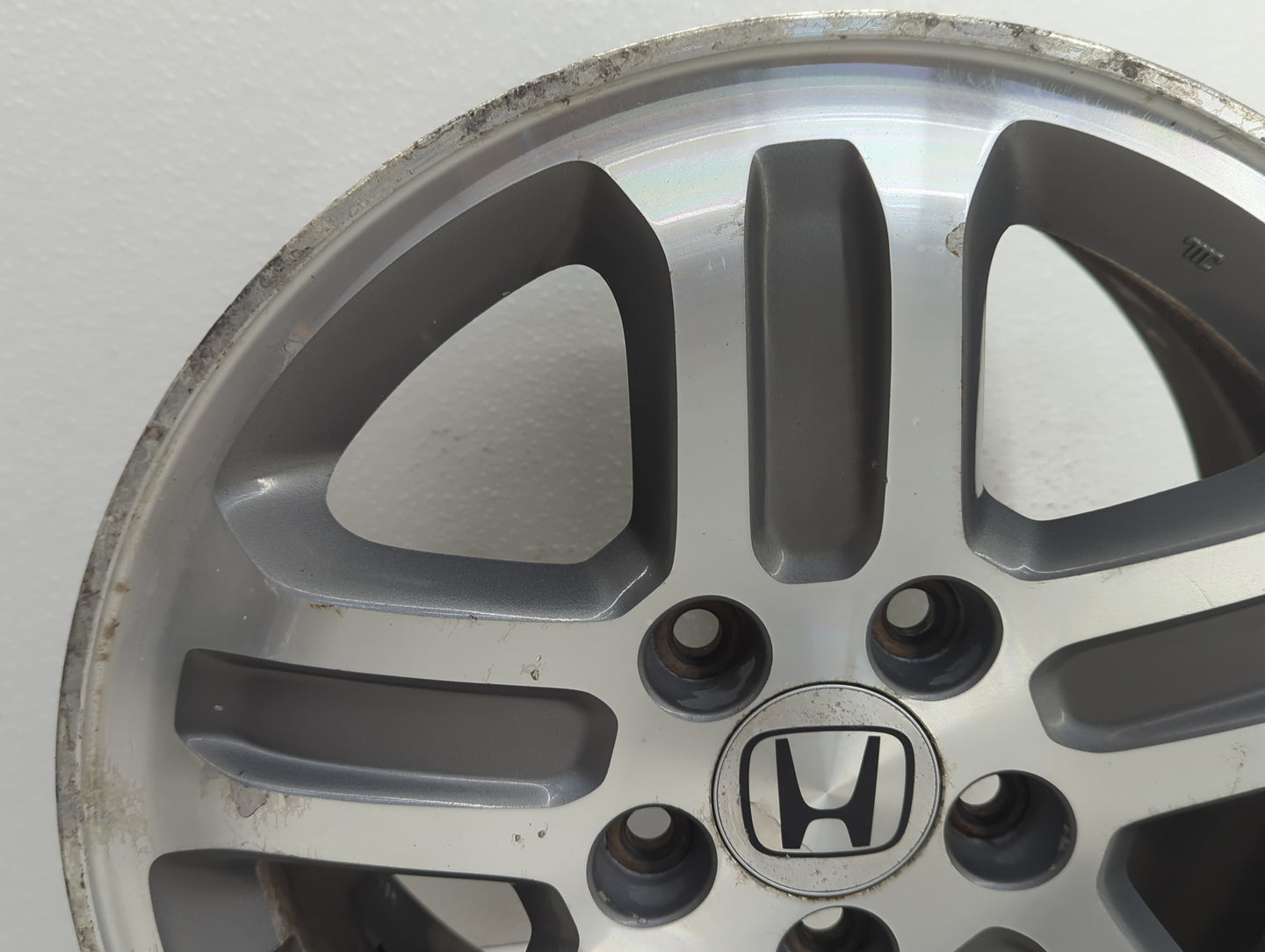 2005-2005 Honda Pilot Oem Wheel Rim 922121 - Oemusedautoparts1.com
