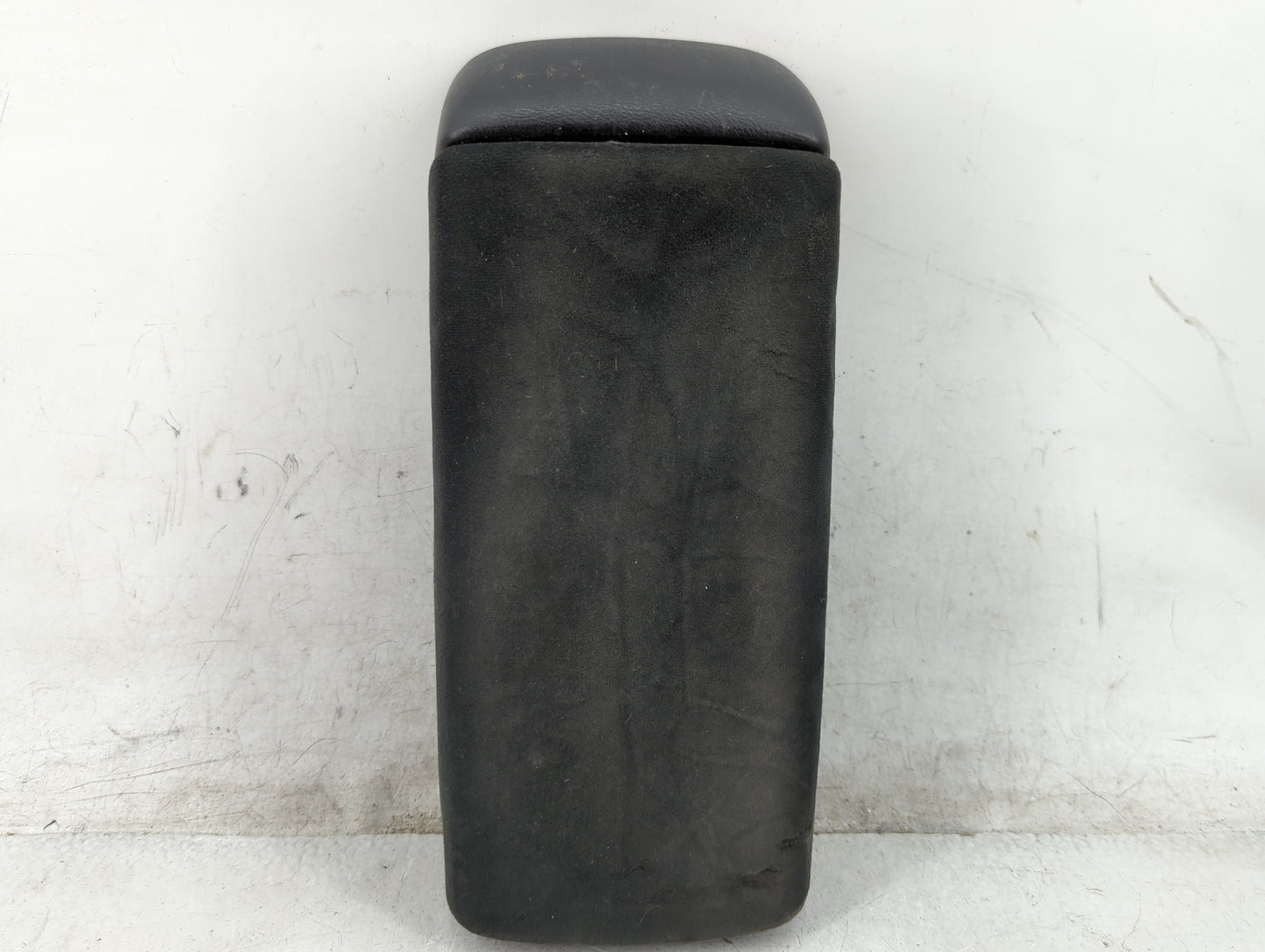2005 Honda Accord Accord Center Console Armrest Cover Lid Fits Fits 2003 2004 2006 2007 OEM Used Auto Parts - Oemusedautopar
