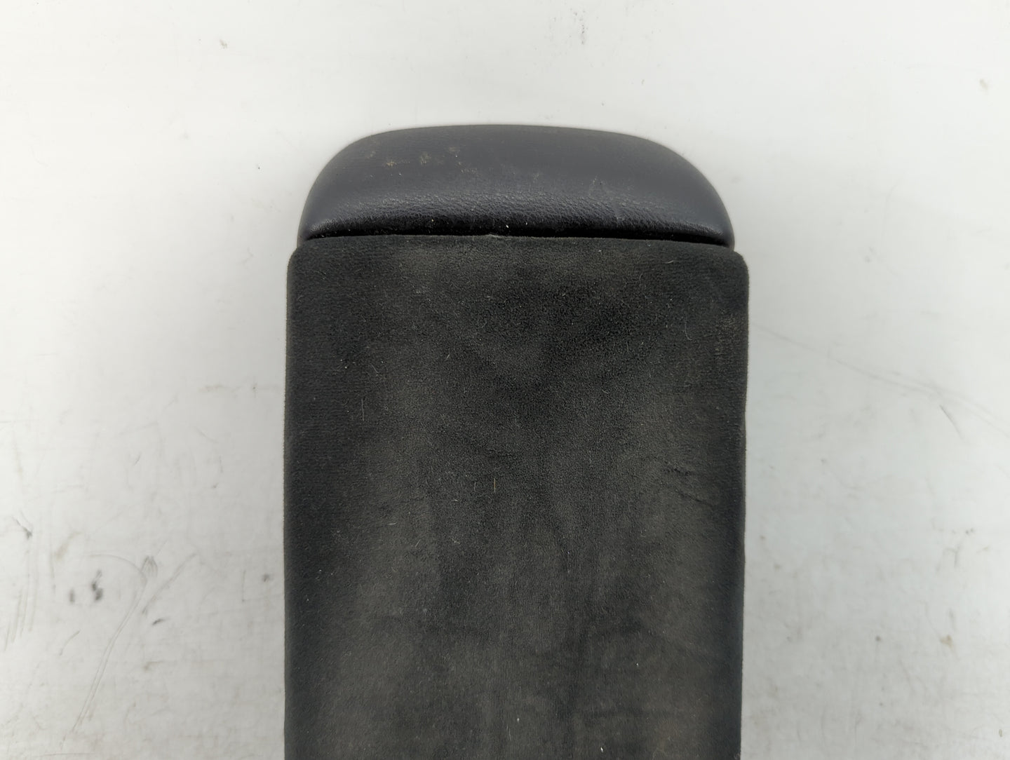 2005 Honda Accord Accord Center Console Armrest Cover Lid Fits Fits 2003 2004 2006 2007 OEM Used Auto Parts - Oemusedautopar