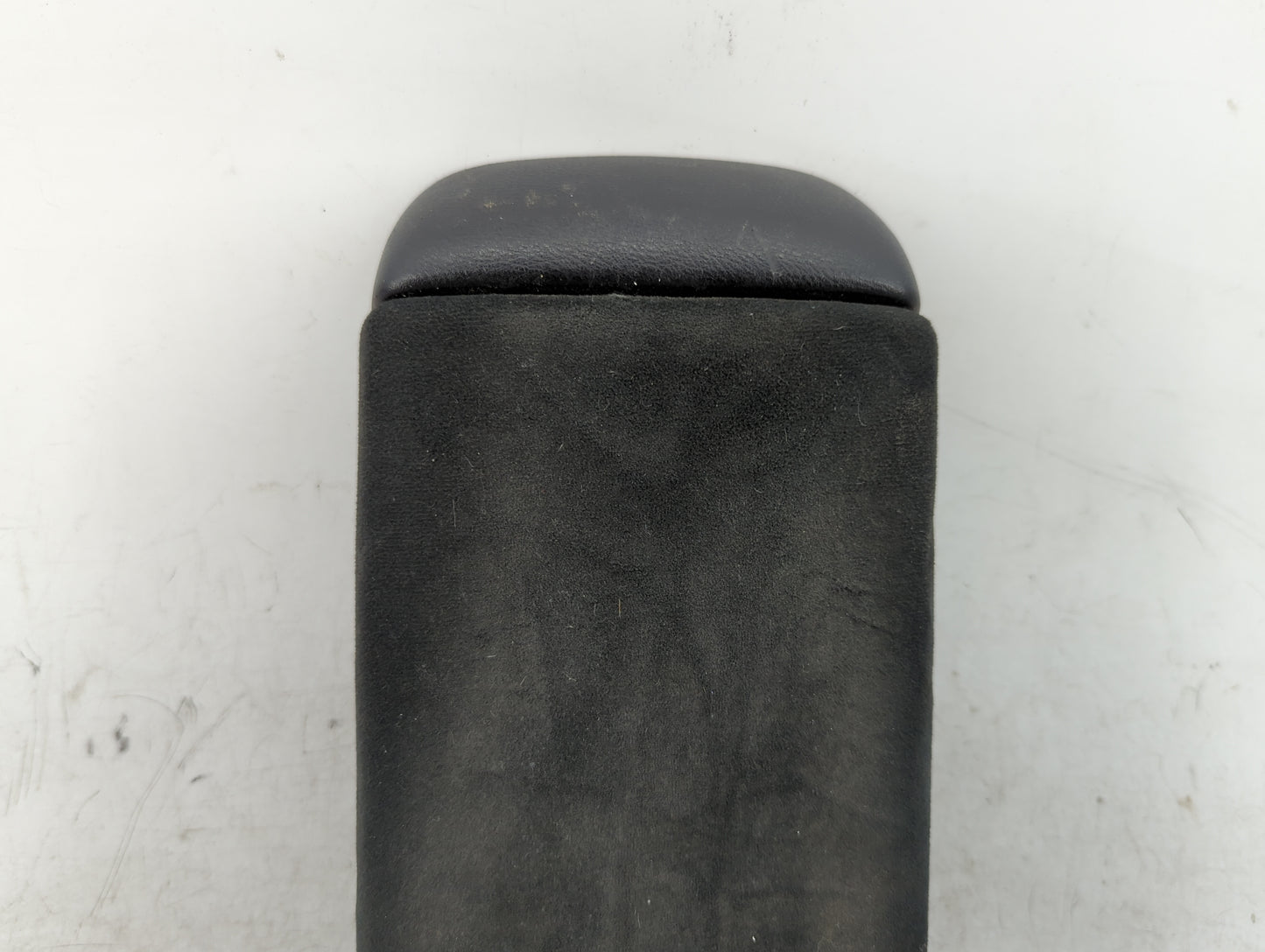 2005 Honda Accord Accord Center Console Armrest Cover Lid Fits Fits 2003 2004 2006 2007 OEM Used Auto Parts - Oemusedautopar