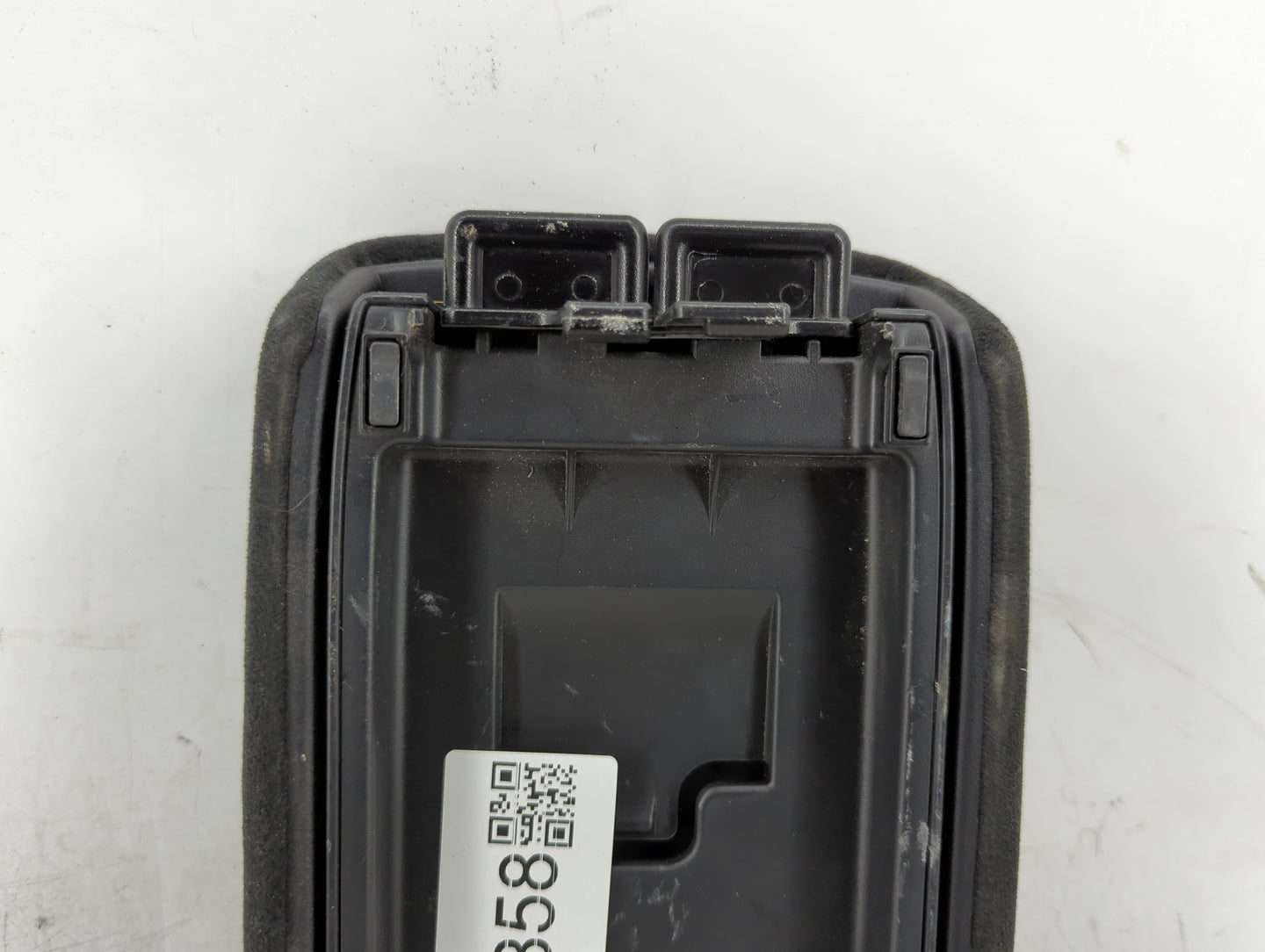 2005 Honda Accord Accord Center Console Armrest Cover Lid Fits Fits 2003 2004 2006 2007 OEM Used Auto Parts - Oemusedautopar
