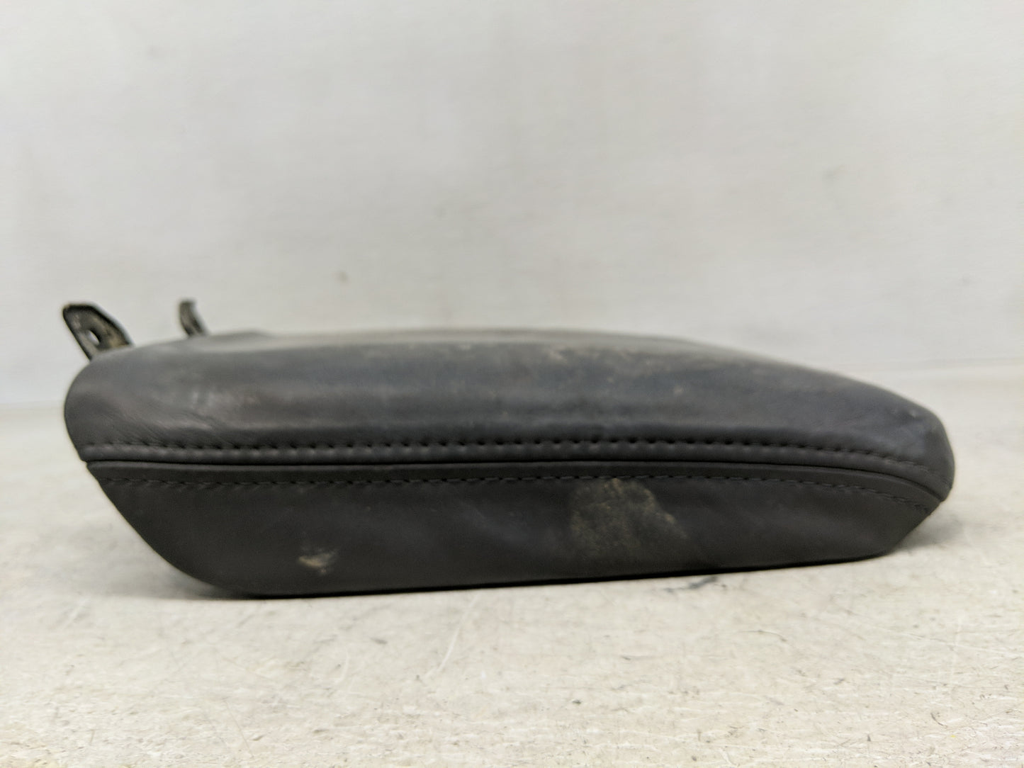 2005 Honda Pilot Pilot Center Console Armrest Cover Lid Fits Fits 1999 2000 2001 2002 2003 2004 2006 2007 2008 OEM Used Auto