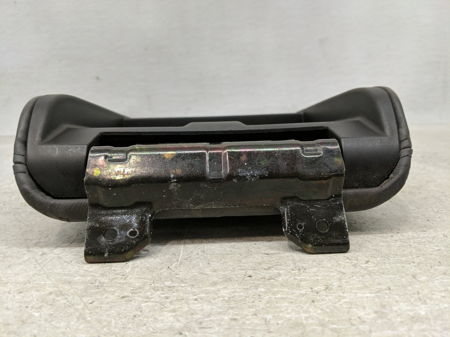 2005 Honda Pilot Pilot Center Console Armrest Cover Lid Fits Fits 1999 2000 2001 2002 2003 2004 2006 2007 2008 OEM Used Auto